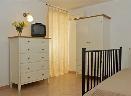 מלון דירות Le Palme Holidays Palmadula
